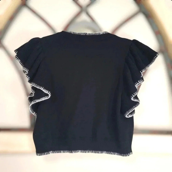 *NWT * Day + Moon Ruffle Sleeve Cropped Sweater Size L - Picture 4 of 4